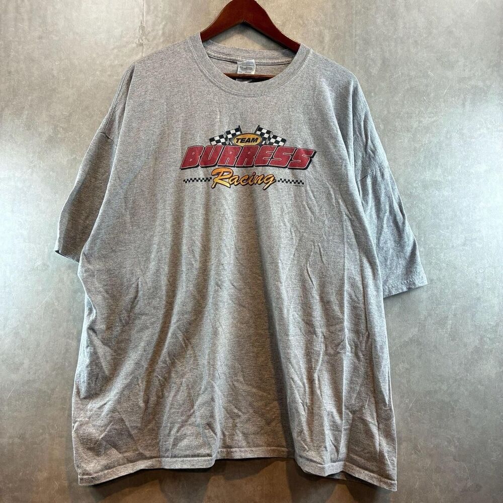 Gildan Men's T-shirt
